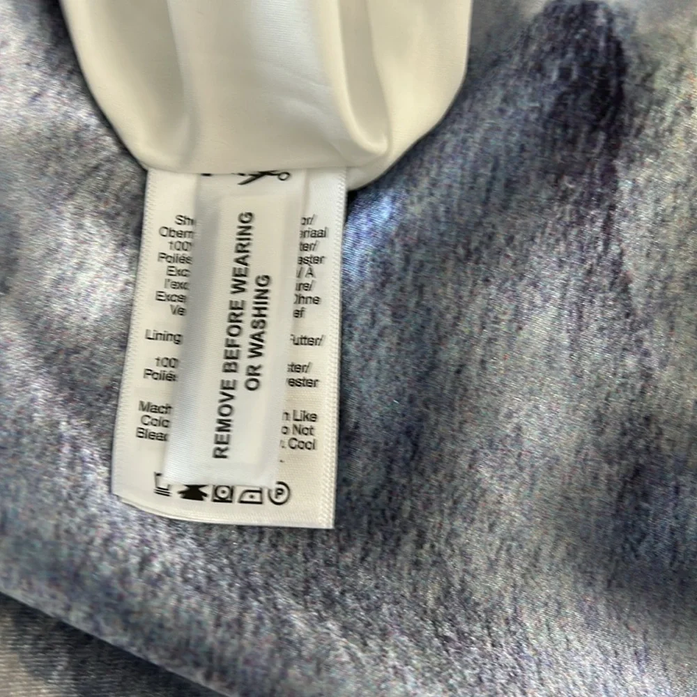 Abstract Pattern Satin Dress - Picture 8 of 11